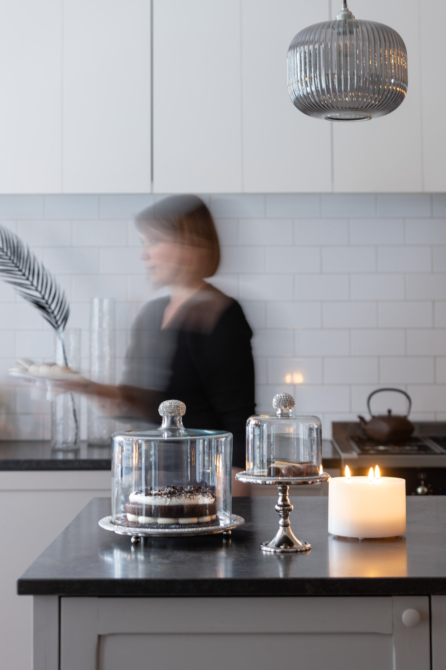 Campana  diamante con piede  h. 28 cm. J-LINE by JOLIPA