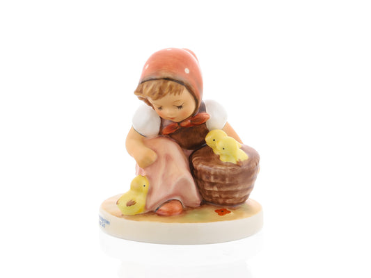 Figurina Chick Girl Goebel Hummel
