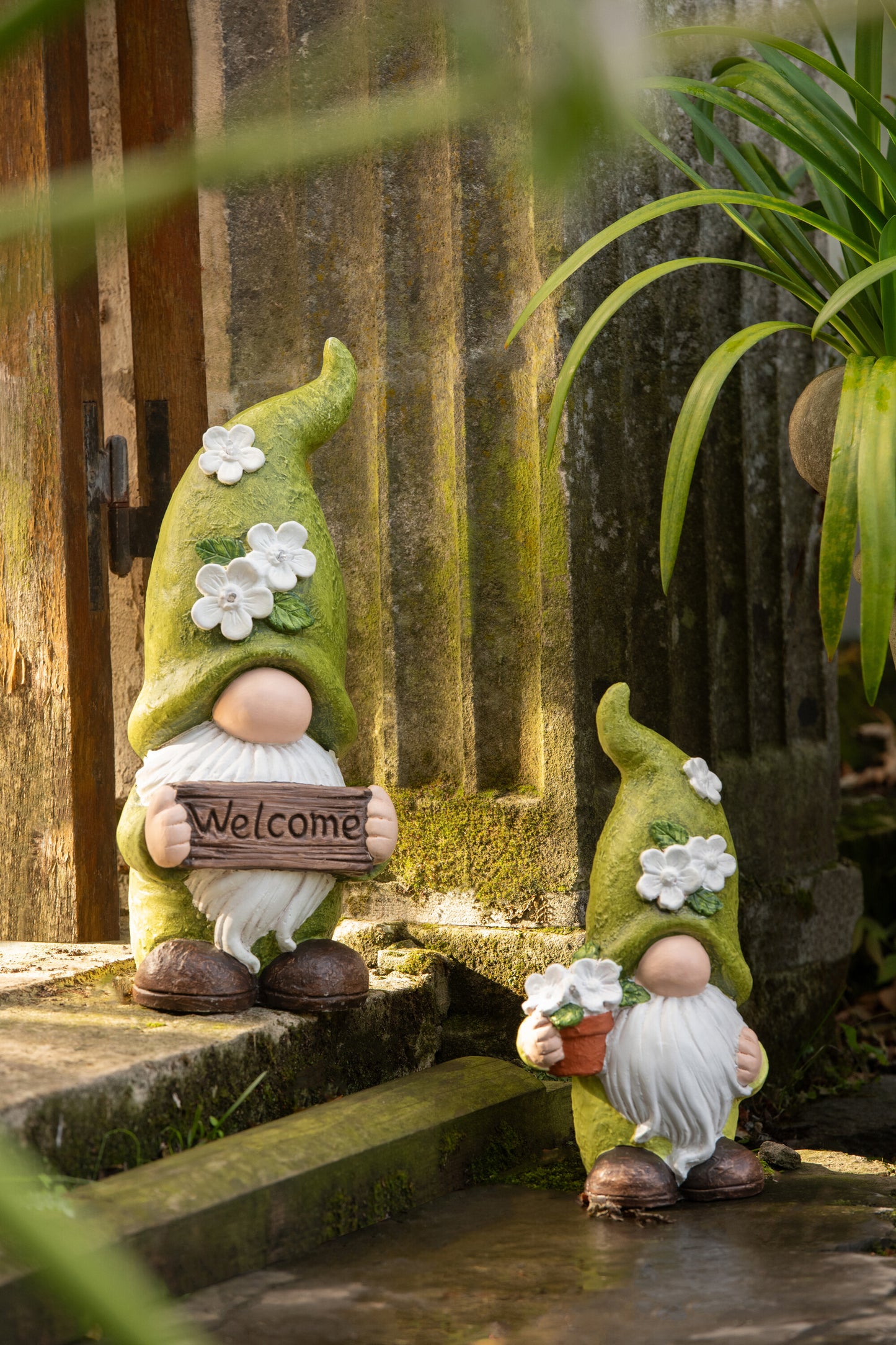 Gnomo in Argilla Verde H. 31,5 cm J-Line by Jolipa