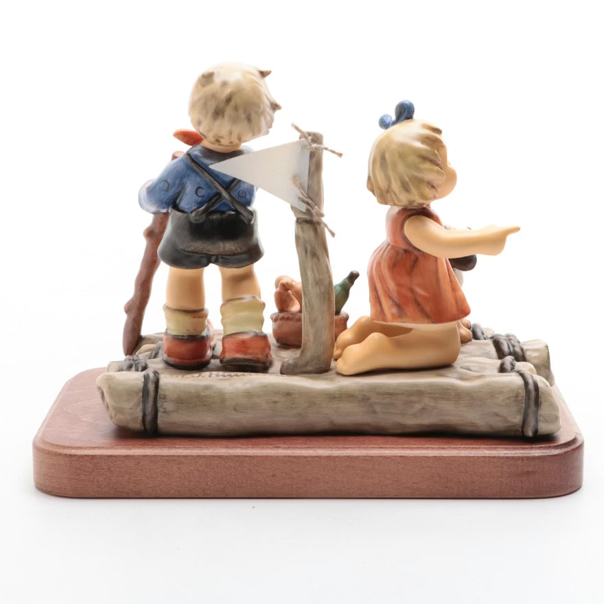 Figurina Summer Adventure Goebel Hummel