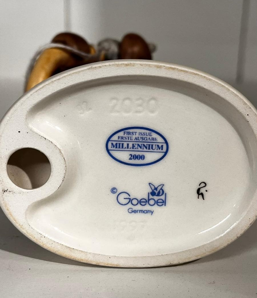 Figurina Fire Fighter Goebel Hummel