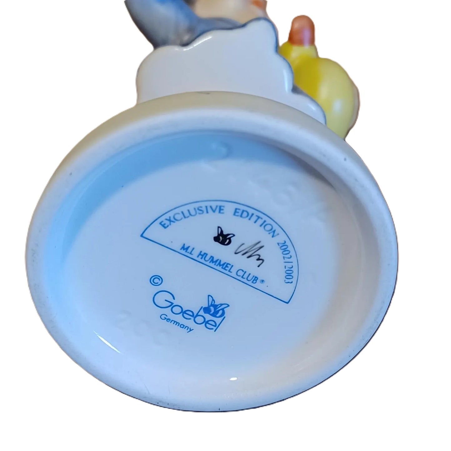 Figurina Wait for Me Edizione Speciale M.I. Hummel Club 2002-2003 in Porcellana H. 10,8 cm Goebel